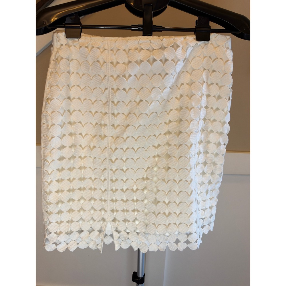 White House Black Market White Circle Eyelet Mini Pencil Skirt Size 8